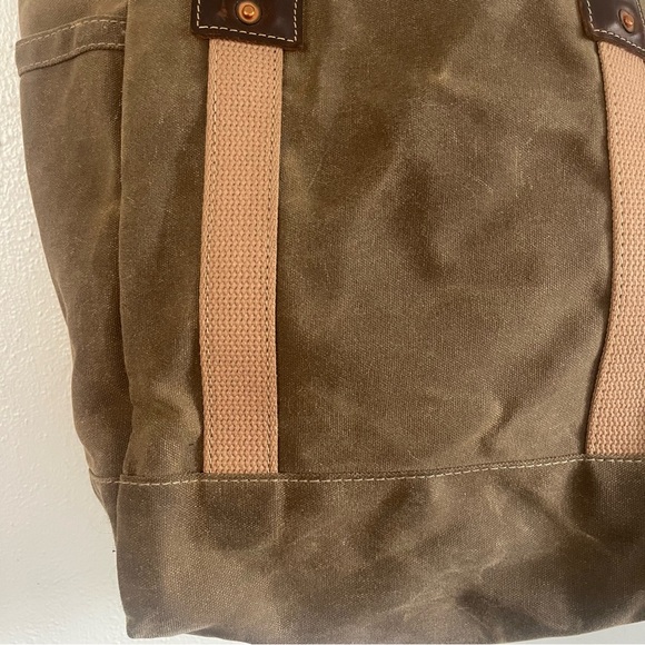 Artifact Bags Utility tote olive
waxed canvas made in USA long leather handles - Picture 3 of 16